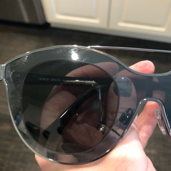 Giorgio Armani sunglasses - Picture 4 of 8